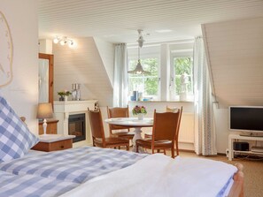 Apartment | 2 bedrooms, individually furnished, iron/ironing board - Apartment Weissenbrunn Near Coburg (Weissenbrunn)