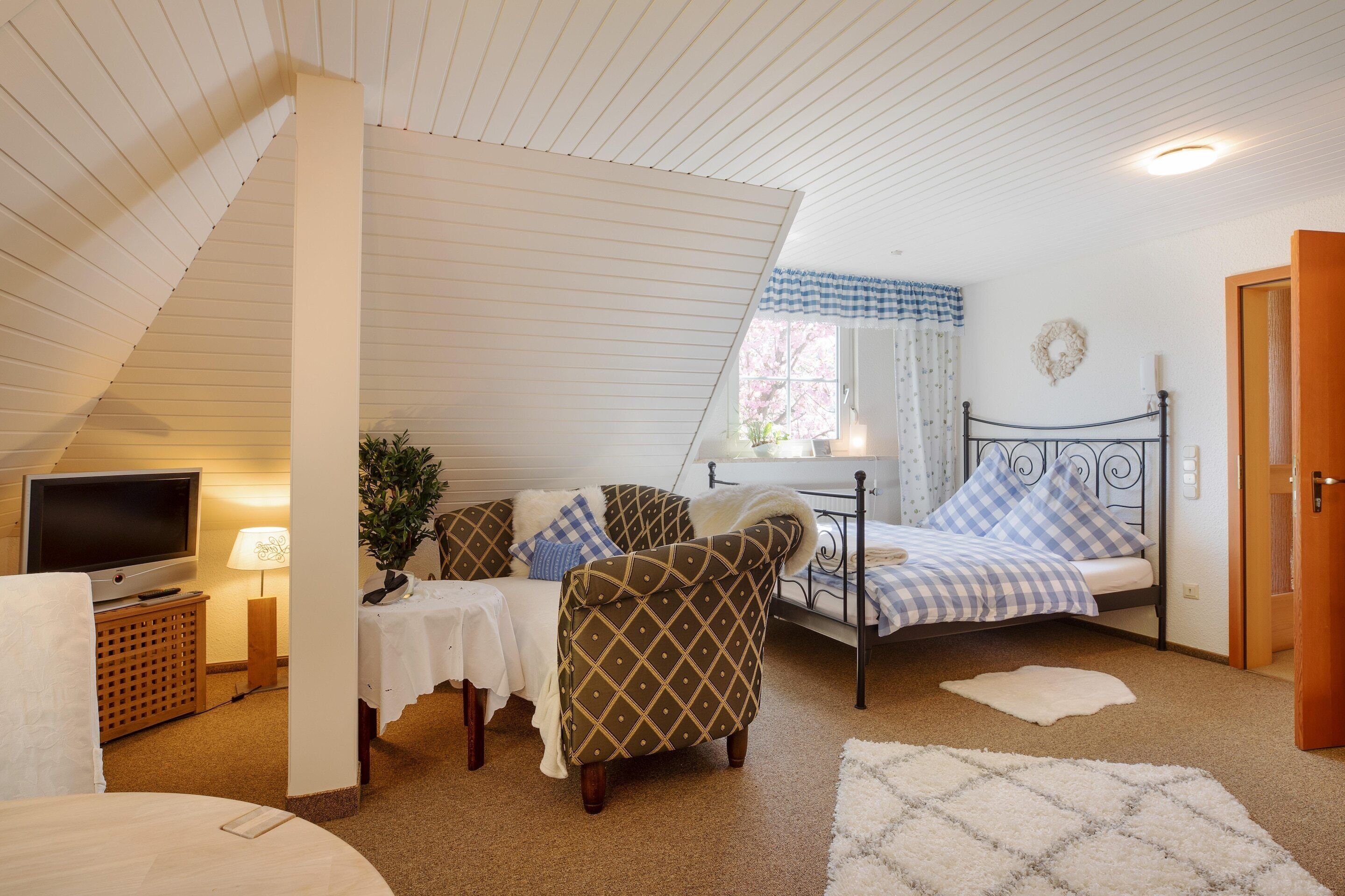 Apartment | 1 bedroom, individually furnished, iron/ironing board