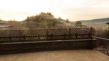 House | Balcony