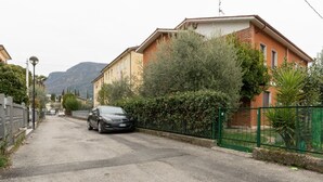 Unclassified image, 3 of 28, button - Simplistic Holiday Home in Salò near Lake Beach (Salò)
