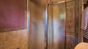 Bathroom - Belvilla by OYO Cipresso (Lucignano)