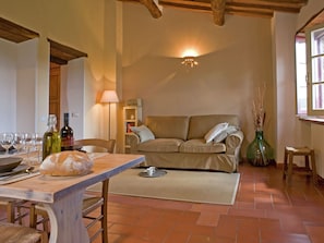 Living room - Belvilla by OYO Cipresso (Lucignano)