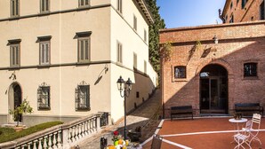 Exterior - Rustic Apartment With Pool and air Conditioning (San Miniato)