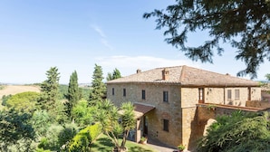 House | Exterior - Holiday Home in Volterra With Pool (Volterra)