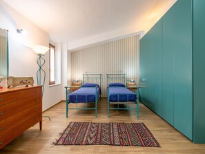 Apartment | 4 bedrooms, individually furnished, bed sheets - Elegant Apartment in Buonalbergo near Town Center (Buonalbergo)