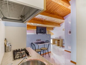 Dining - Simple Holiday Home in Sepino near Campitello di Sepino (Sepino)