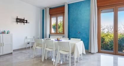 Homely Villa in Termoli With Garden