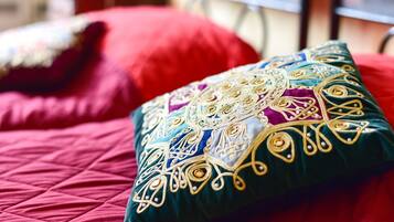 Individually furnished, bed sheets