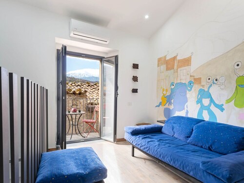 Cosy Holiday Home in Castiglione di Sicilia With Balcony