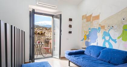 Cosy Holiday Home in Castiglione di Sicilia With Balcony