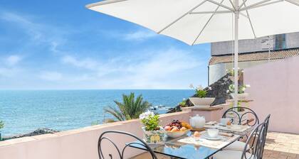 Holiday Home in Santa Tecla Near Etna Beach