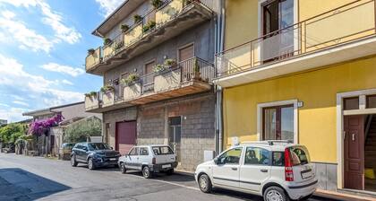 Traditional Holiday Home in Ragalna With Balcony