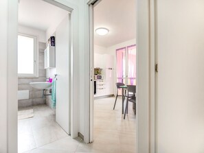 Shower, towels - Lovely Apartment in Bordighera With Terrace (Bordighera)
