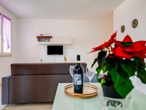 Dining - Lovely Apartment in Bordighera With Terrace (Bordighera)