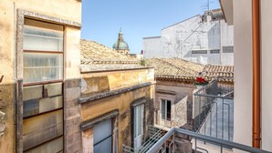 Unclassified image, 2 of 33, button - Gorgeous Apartment in Ragusa With Balcony (Ragusa)