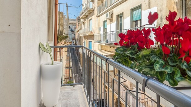 Unclassified image, 1 of 33, button - Gorgeous Apartment in Ragusa With Balcony (Ragusa)