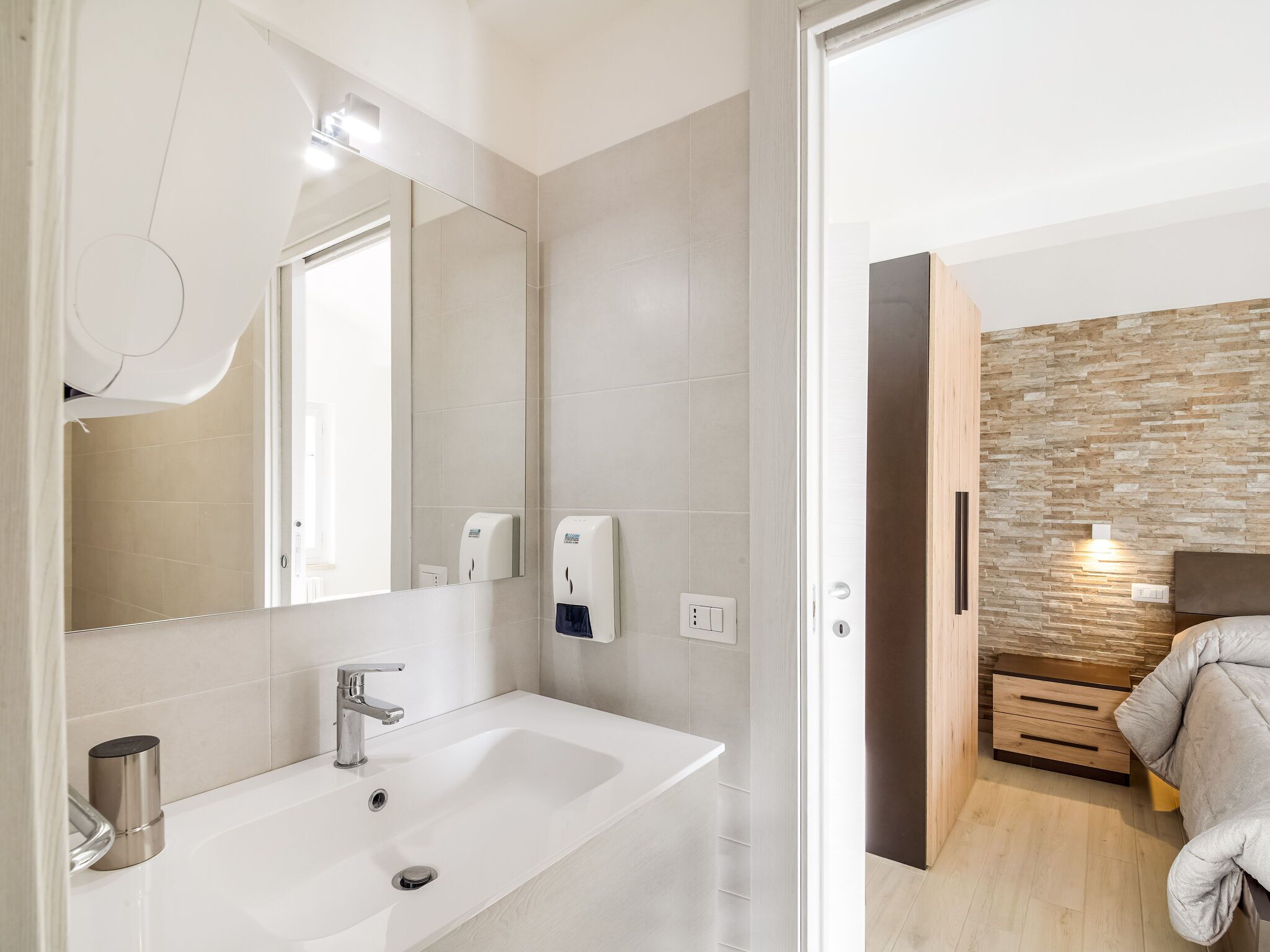 House | Bathroom | Shower, towels