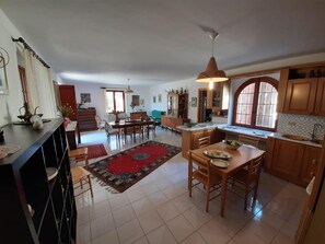 Villa | Private kitchen - Belvilla by OYO Villa Chiaretta (Polizzi Generosa)