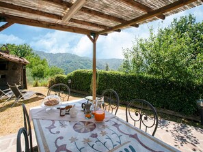 House | Dining