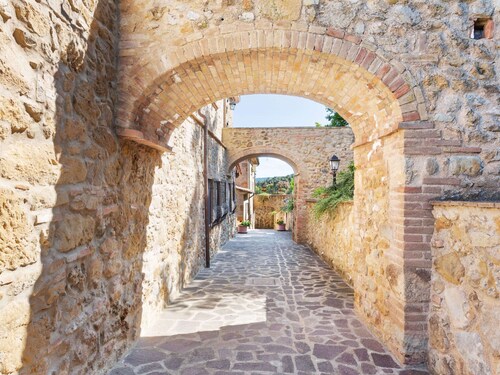 Holiday Home in Volterra With Pool & Views