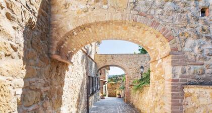 Holiday Home in Volterra With Pool & Views