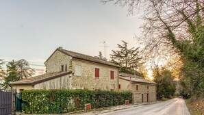 Unclassified image, 4 of 31, button - Modern Villa in Pesaro With Private Swimming Pool (Pesaro)