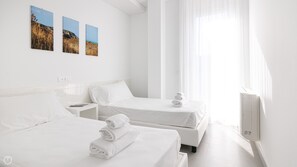 2 chambres, fer et planche à repasser, Wi-Fi gratuit, draps fournis