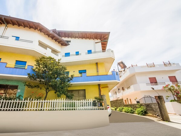 Exterior - Belvilla by OYO Appartamento Spinesante (Barcellona Pozzo di Gotto)