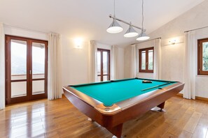 Villa | Spielezimmer