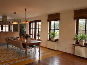 Dining - Lavish Holiday Home in Loosdrecht with Hot Tub (Loosdrecht)