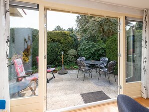 Balcony - Alluring Holiday Home in Groet With Terrace (Groet)