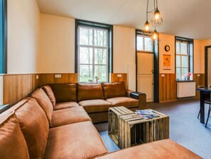 Living area - Alluring Holiday Home in Erp near Forest (Erp)