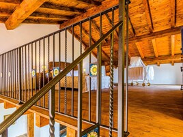 别墅 | 3 多间卧室、特色家居、熨斗/熨衣板、床单