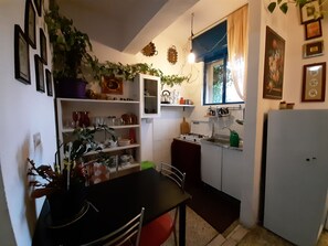 Private kitchen - Tranquil Holiday Home in Taormina near Isola Bella Sea (Taormina)