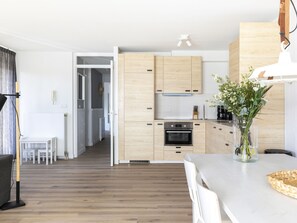 Dining - Beautiful Apartment in Bergen aan Zee Near Seabeach (Bergen aan Zee)
