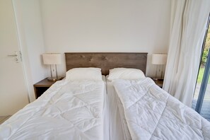 Hus | 4 sovrum, unika möbler och sängkläder