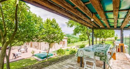 Belvilla by OYO Casa Cerbaia Ciliegio