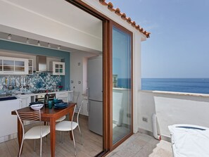 Dining - Pretty Holiday Home in Gioiosa Marea With Private Terrace (Gioiosa Marea)