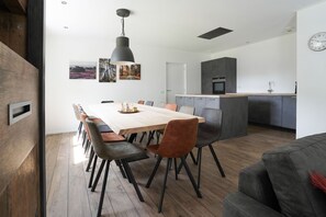 Private kitchen - Group House in Lemele Near Heuvelrug (Lemele)