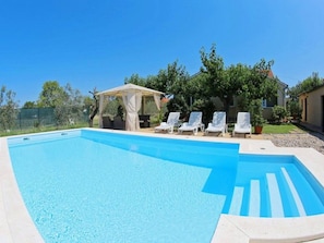 Pool - Lovely Villa in Sukošan With Private Swimming Pool (Sukosan)