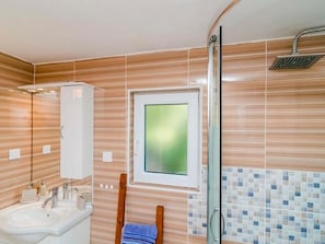 Apartment | Bathroom
