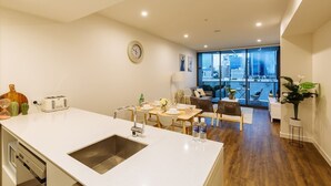 Interior - Modern and Elegant 2 Bed with Carpark (South Brisbane)