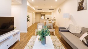 Living area - Modern and Elegant 2 Bed with Carpark (South Brisbane)
