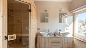 Unclassified image, 4 of 36, button - Plush Apartment in Rijeka with Hot Tub near Sea (Rijeka)