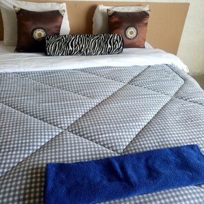 Quarto solteiro | Roupa de cama