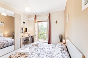 Apartment, 4 Schlafzimmer | Kostenloses WLAN, Bettwäsche