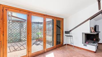 Apartment, 2 Bedrooms | Teres/patio