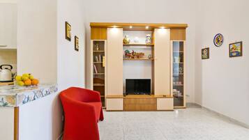 Apartemen, 2 kamar tidur | Area keluarga | TV layar datar