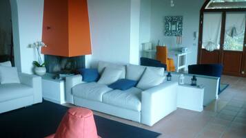 Villa, 6 Bedrooms | Living area | 42-inch flat-screen TV with digital channels, TV