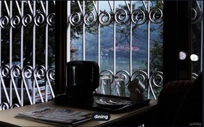 Rooftop terrace - Oak Shead Hotel (Nainital)